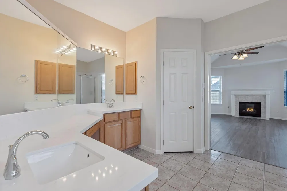 11311 Misty Morning Street Pearland, TX 77584