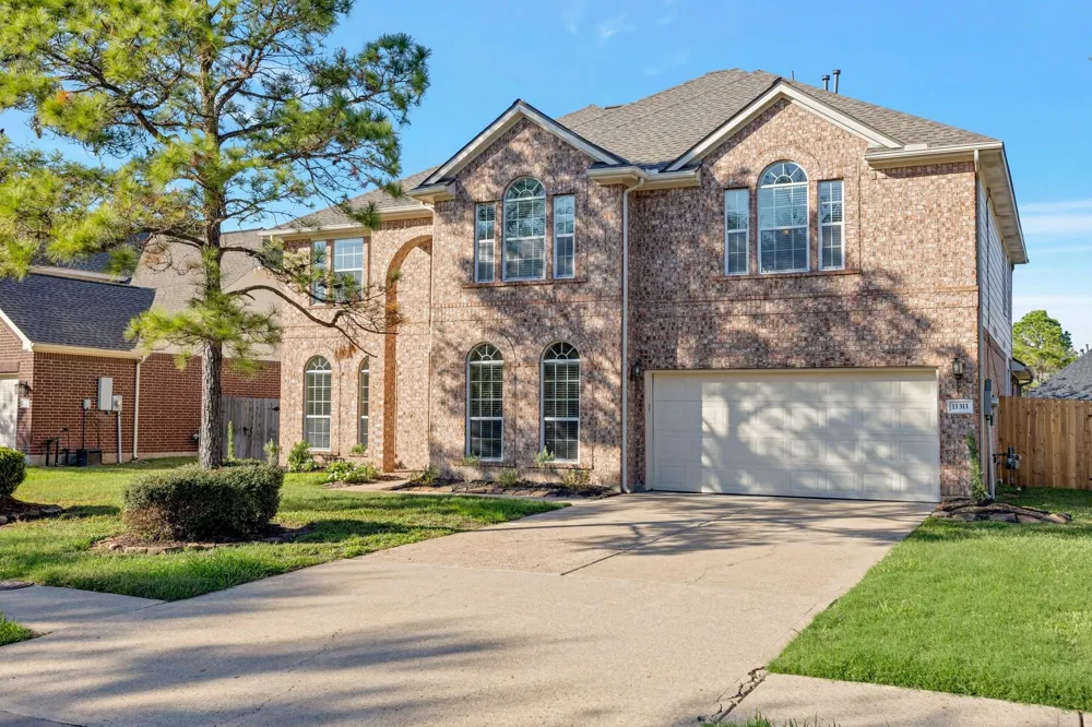 11311 Misty Morning Street Pearland, TX 77584