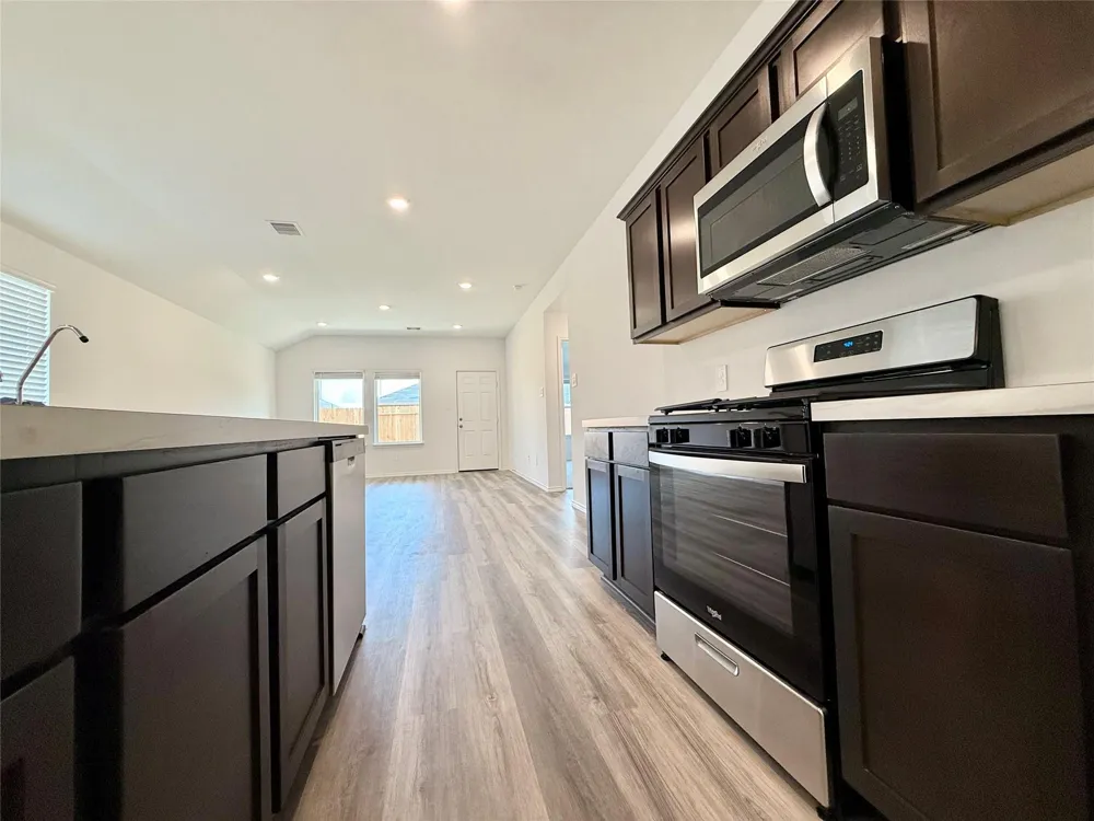 1127 Dewberry Downs Lane Houston, TX 77090