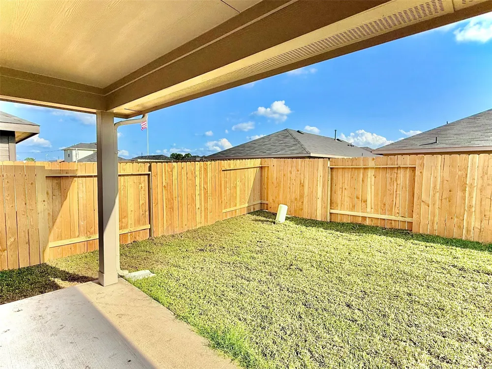 1127 Dewberry Downs Lane Houston, TX 77090