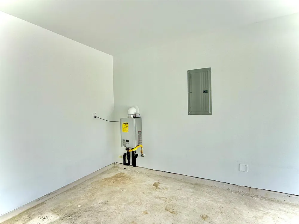 1127 Dewberry Downs Lane Houston, TX 77090