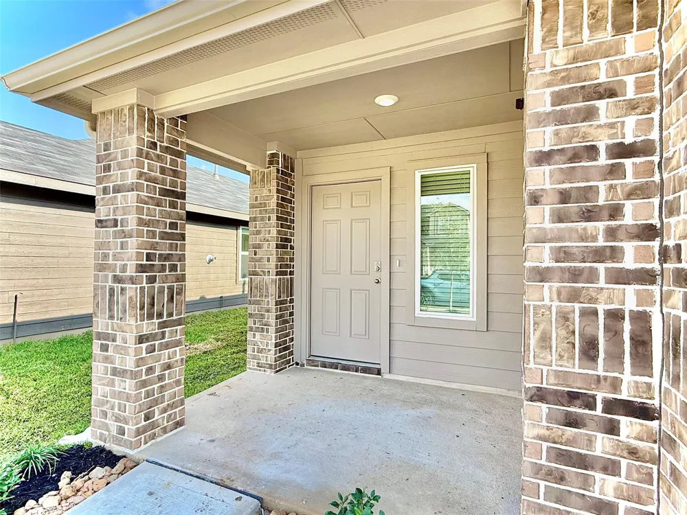 1127 Dewberry Downs Lane Houston, TX 77090