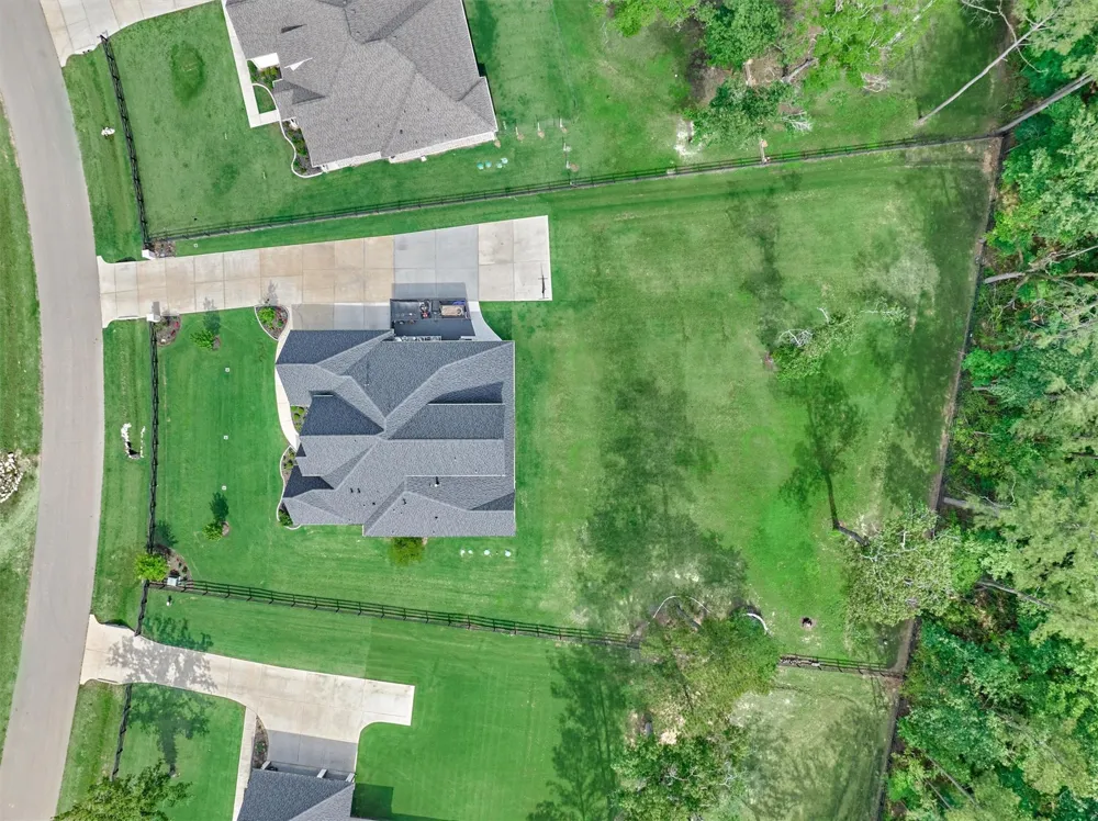8220 Cavell Ct Montgomery, TX 77316