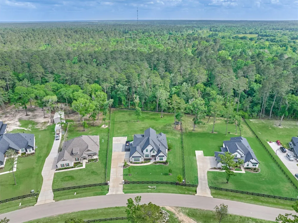 8220 Cavell Ct Montgomery, TX 77316