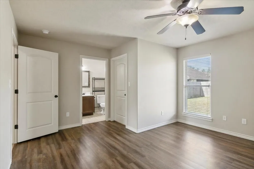 5165 Springwood Loop Lumberton, TX 77657