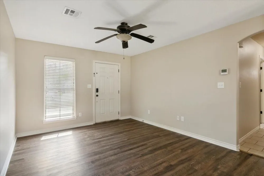 5165 Springwood Loop Lumberton, TX 77657