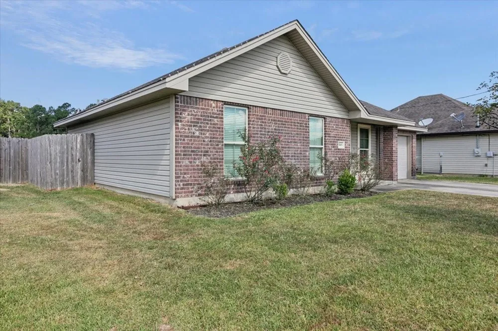 5165 Springwood Loop Lumberton, TX 77657