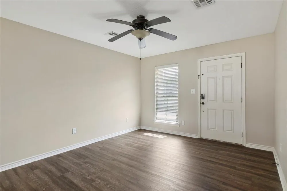 5165 Springwood Loop Lumberton, TX 77657