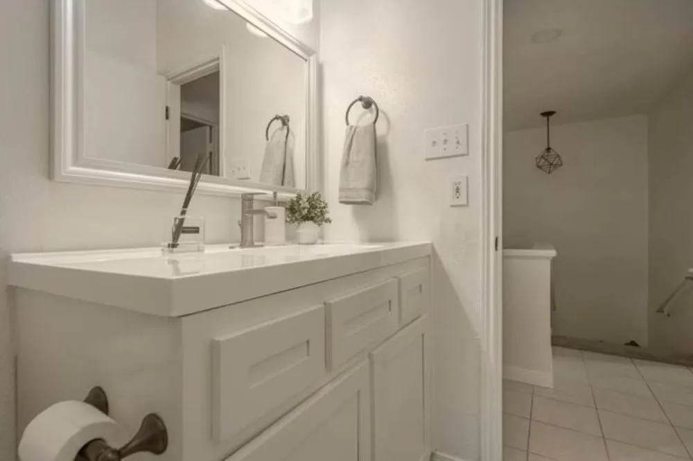 2100 Tanglewilde Street #77 Houston, TX 77063