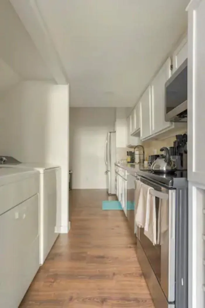 2100 Tanglewilde Street #77 Houston, TX 77063