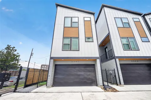 2341 Eagle Street