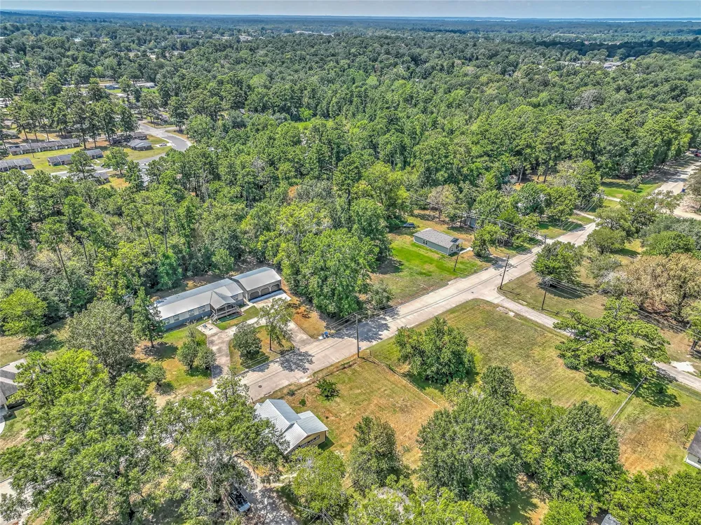 704 W West Street Livingston, TX 77351