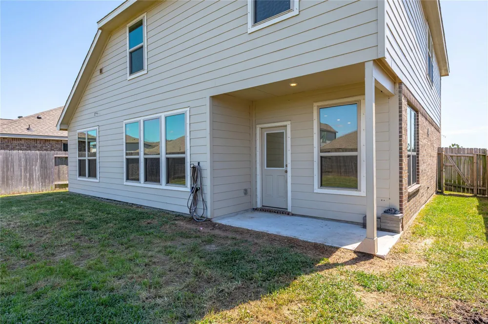 736 Scenic Lake Drive La Marque, TX 77568