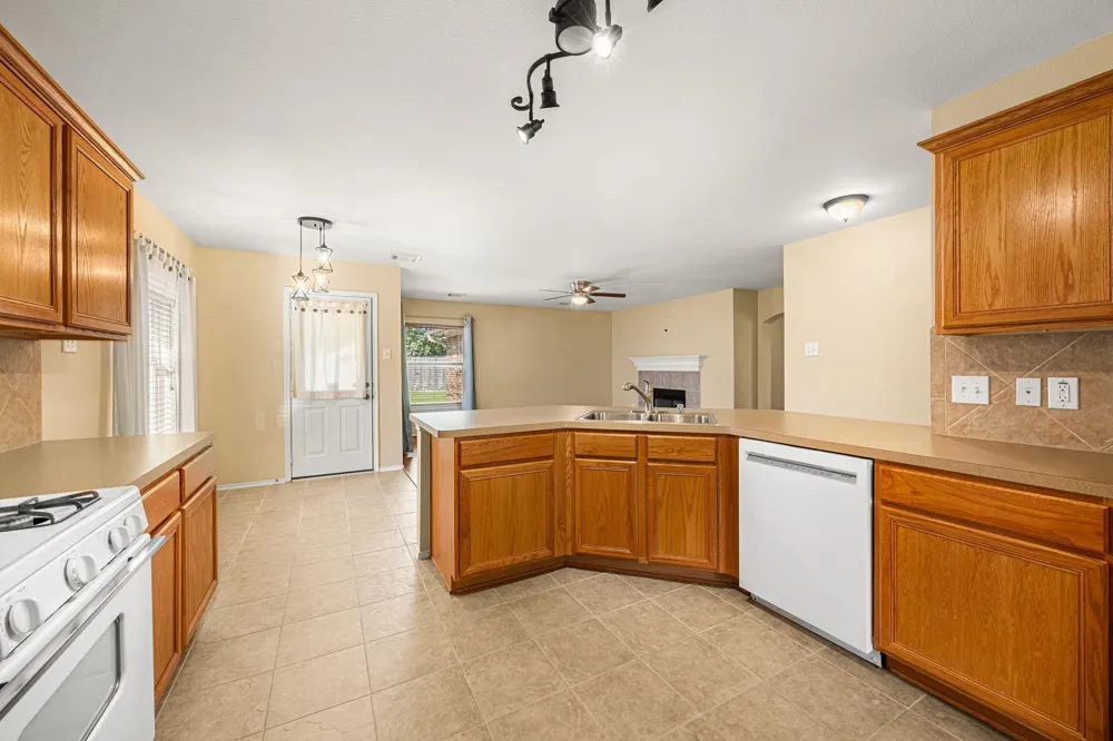 19426 Dolan Springs Drive Tomball, TX 77377
