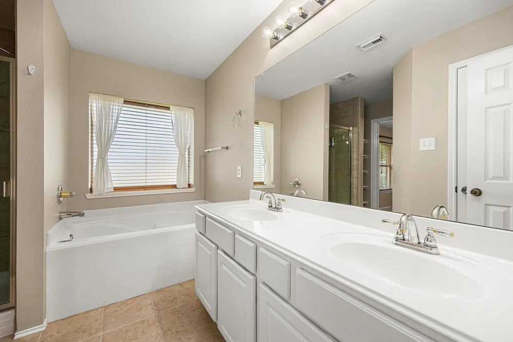 19426 Dolan Springs Drive Tomball, TX 77377