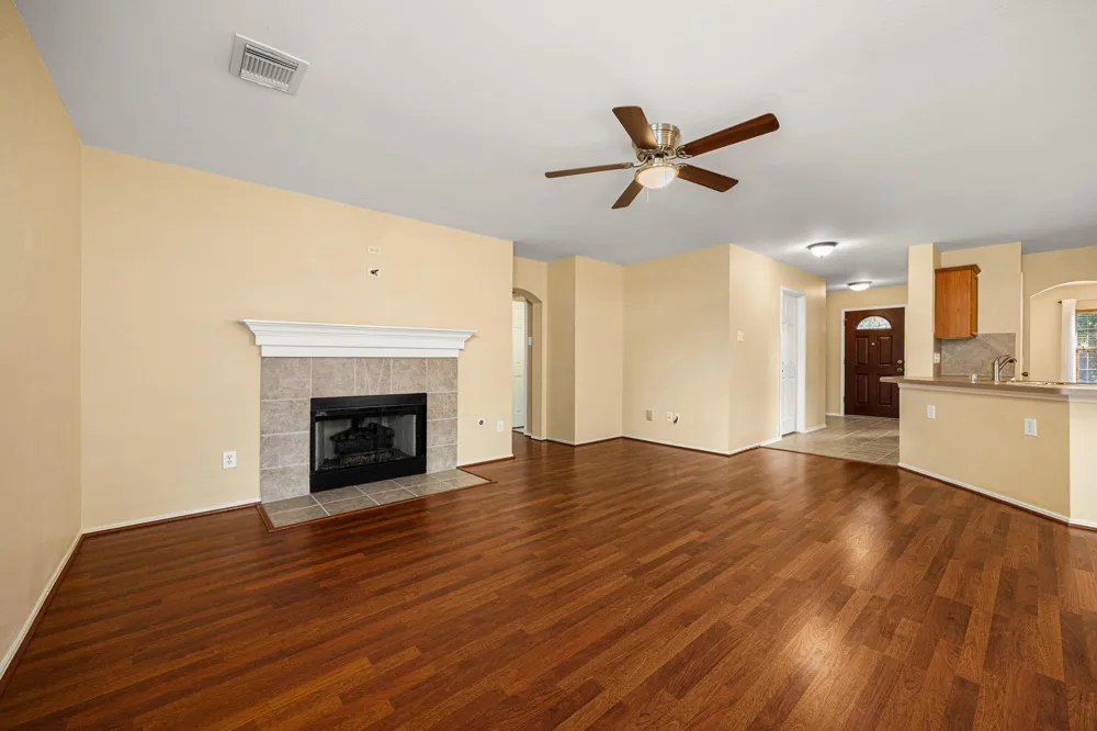 19426 Dolan Springs Drive Tomball, TX 77377