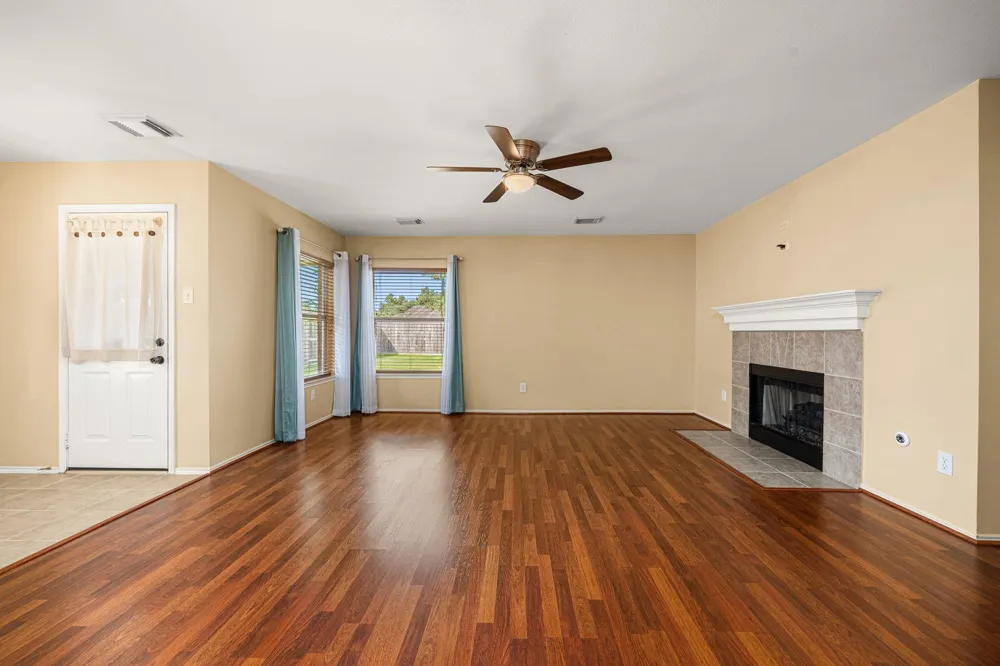 19426 Dolan Springs Drive Tomball, TX 77377