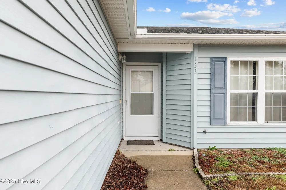 123 Jerrett Lane Havelock, NC 28532