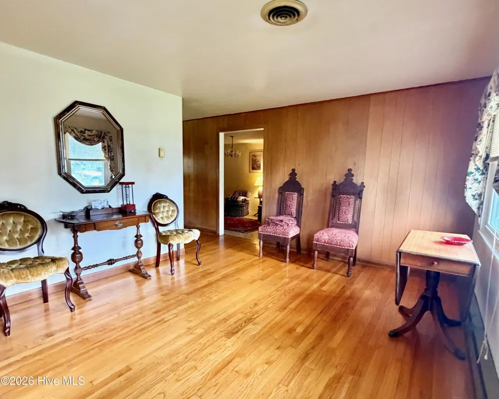2802 Easy Street Newport, NC 28570