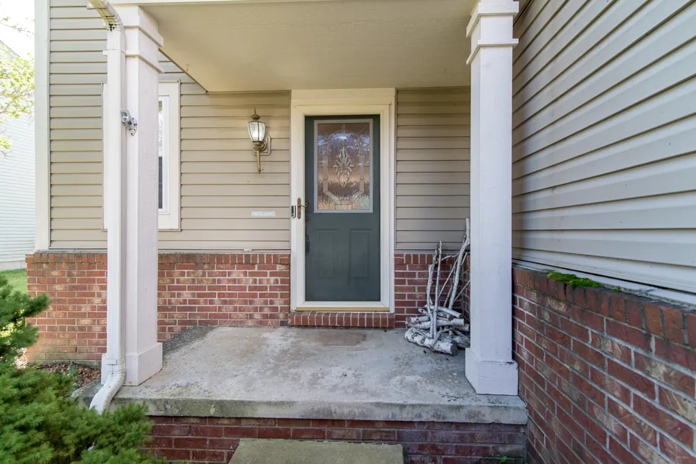 7572 Dover Drive Ypsilanti, MI 48197