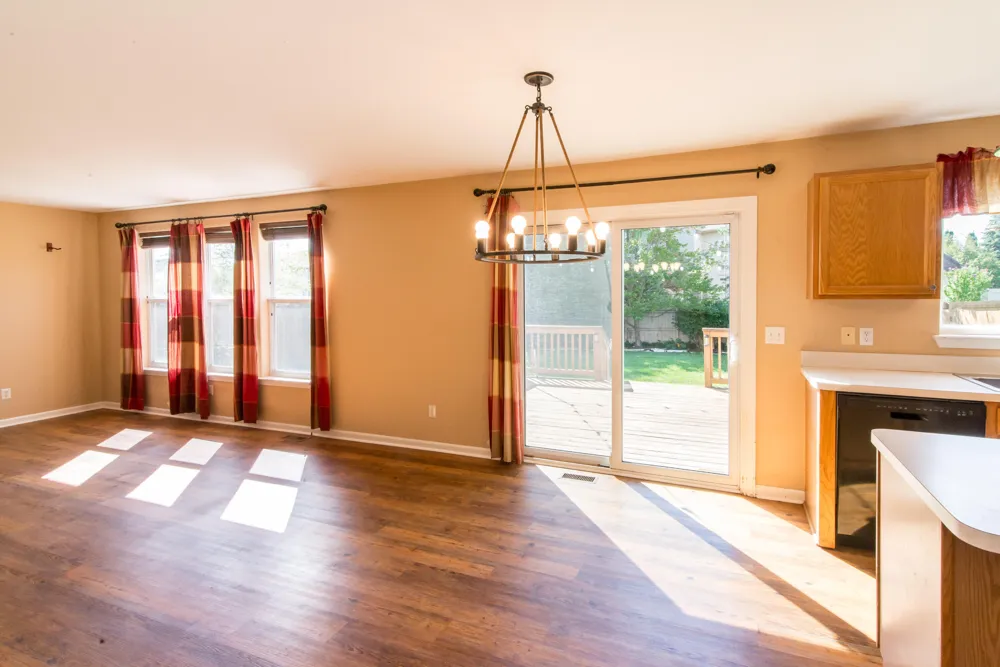 7572 Dover Drive Ypsilanti, MI 48197