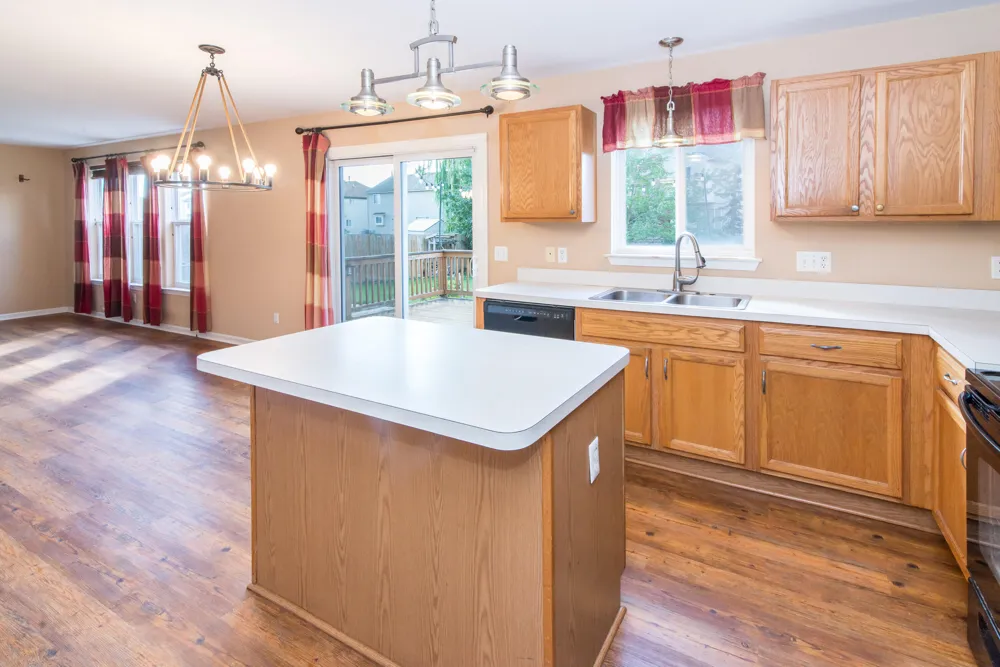 7572 Dover Drive Ypsilanti, MI 48197