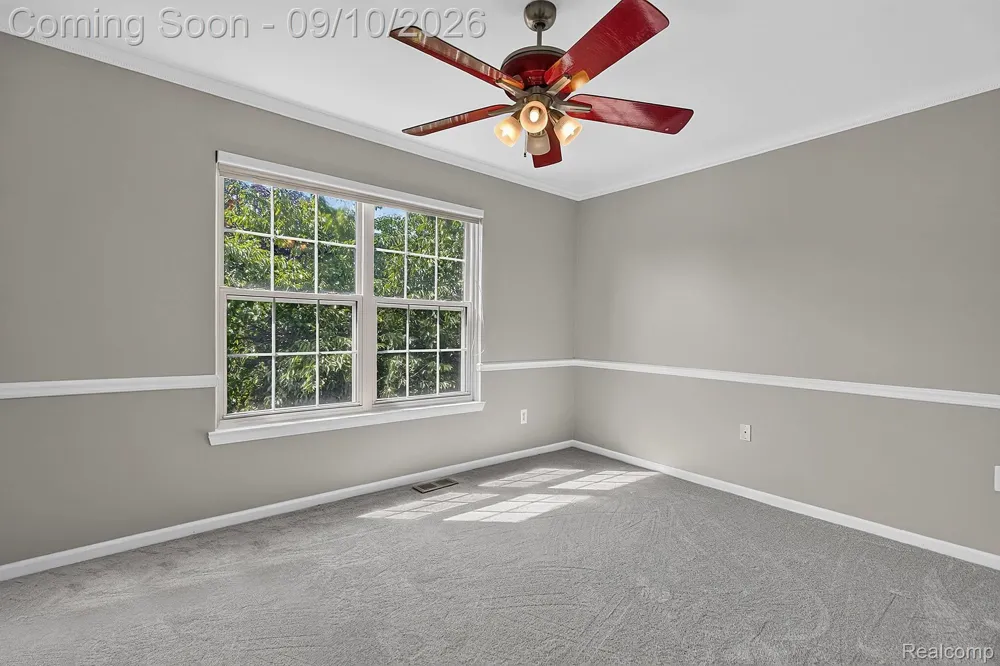 48802 Crescent Drive Macomb Township, MI 48044