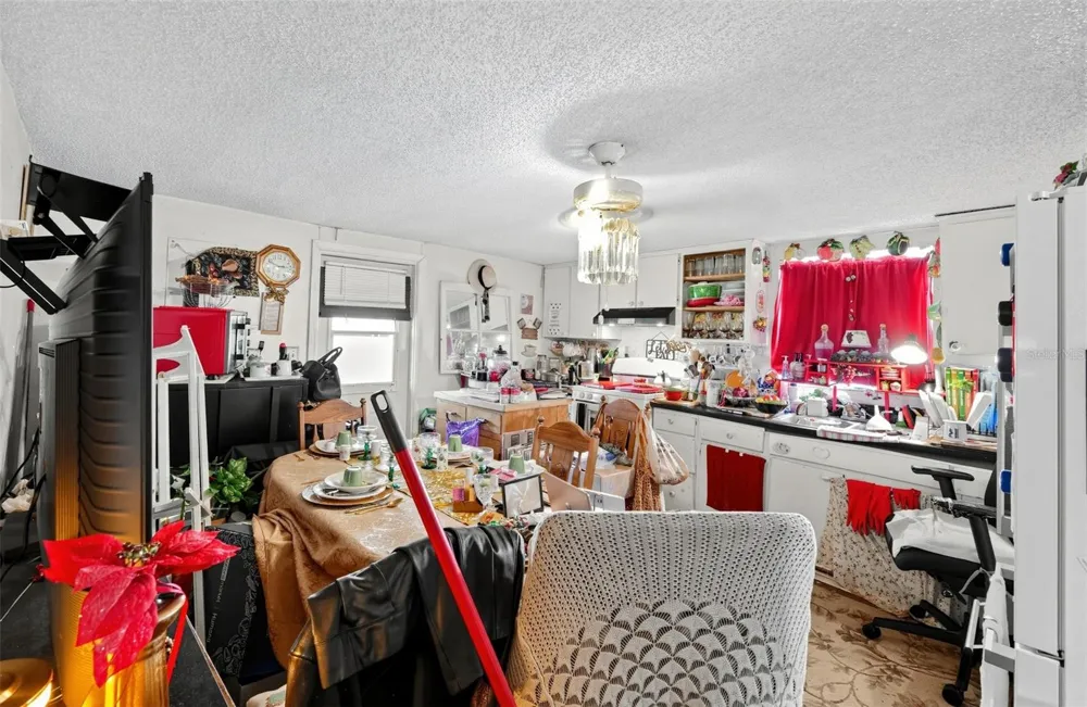 5933 WAVERLY ROAD Lake Wales, FL 33859