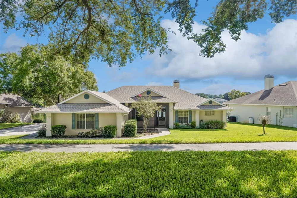11230 LAKE KATHERINE CIRCLE Clermont, FL 34711
