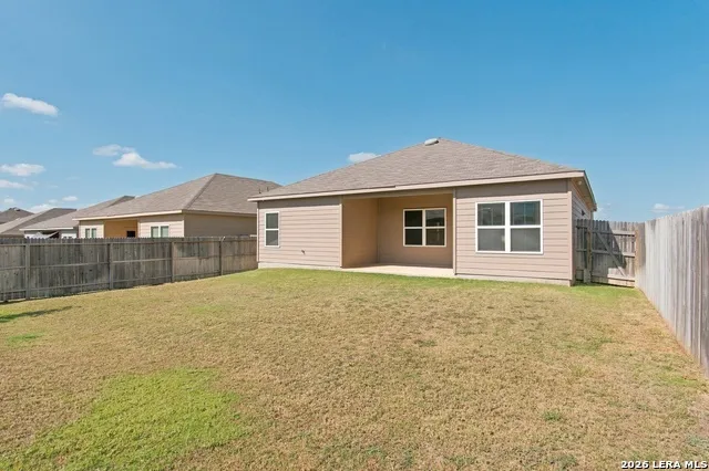 19916 Doc Holiday Dr Lytle, TX 78052