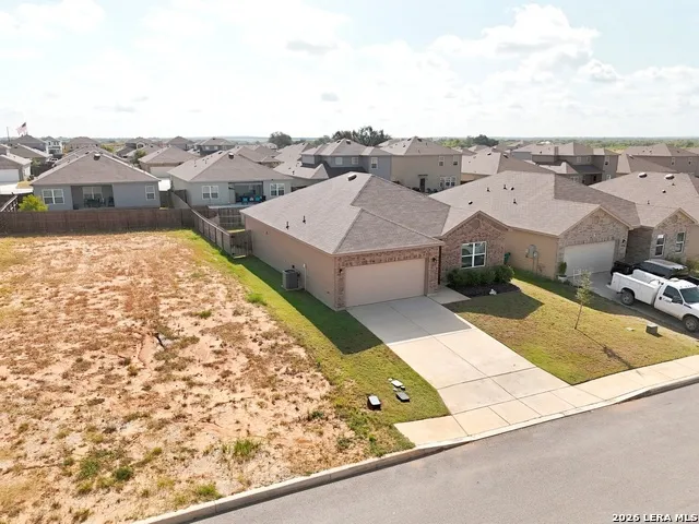 19916 Doc Holiday Dr Lytle, TX 78052