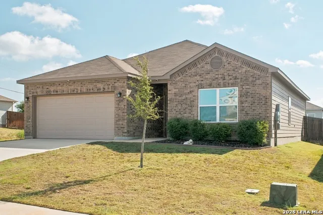 19916 Doc Holiday Dr Lytle, TX 78052