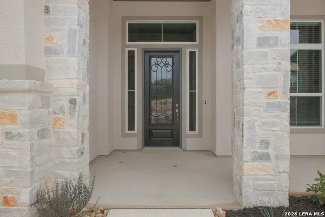 246 Raven Road Castroville, TX 78009