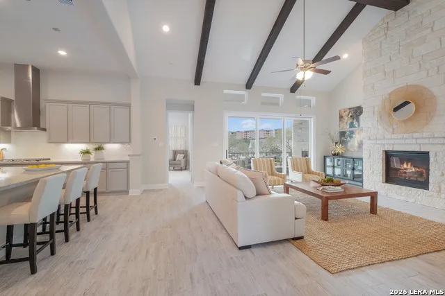 246 Raven Road Castroville, TX 78009
