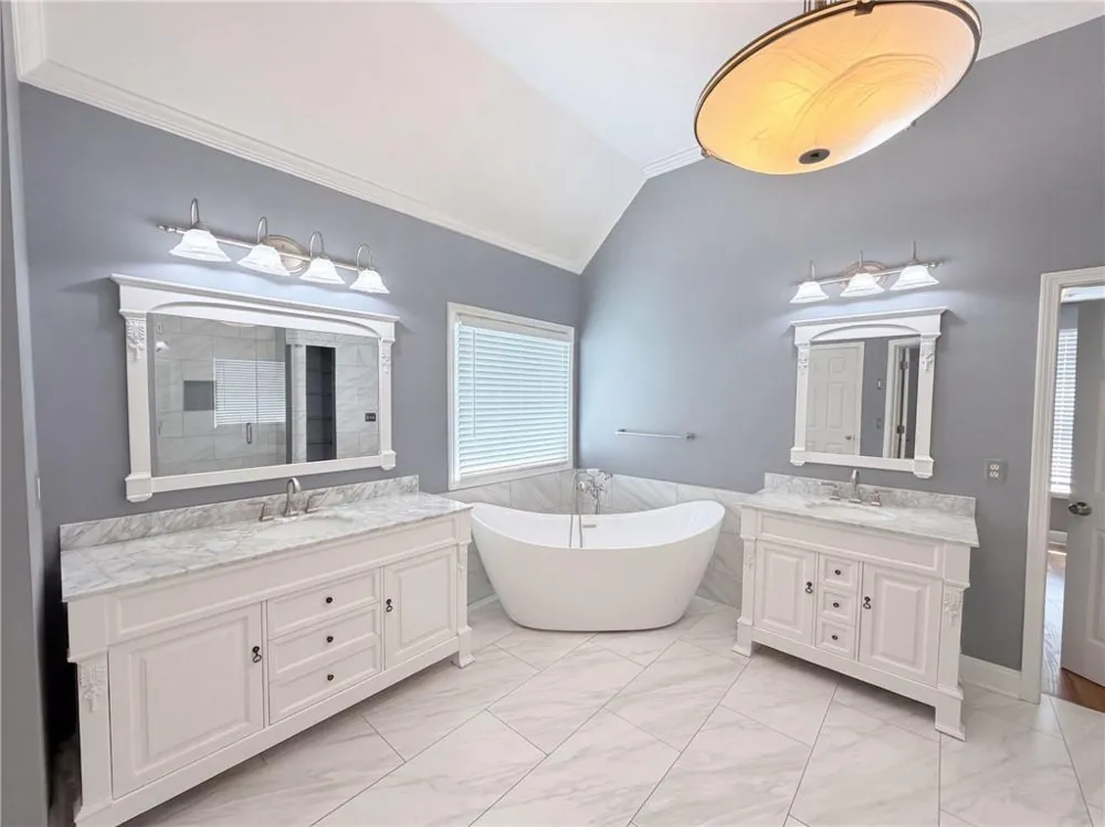 1639 Mapmaker Drive Dacula, GA 30019