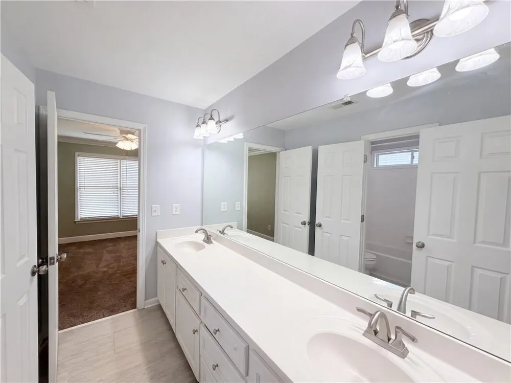 1639 Mapmaker Drive Dacula, GA 30019