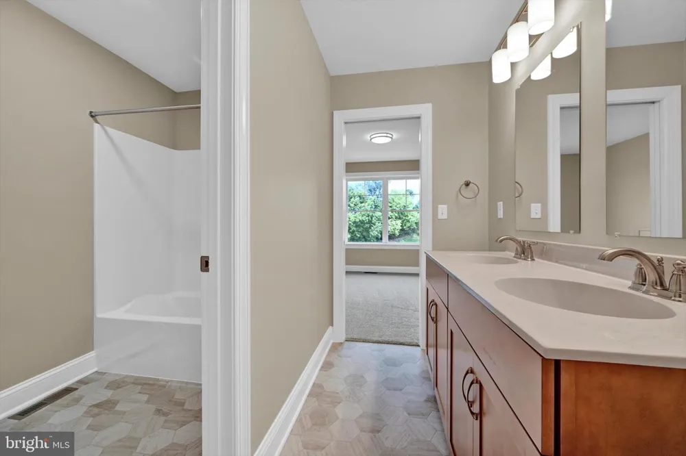 Address Not Shown Elizabethtown, PA 17022