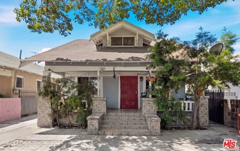 208 W 49th Street