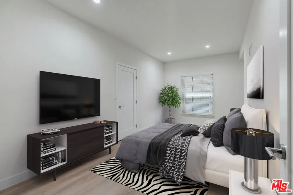 144 Swall Drive #5 Beverly Hills, CA 90211
