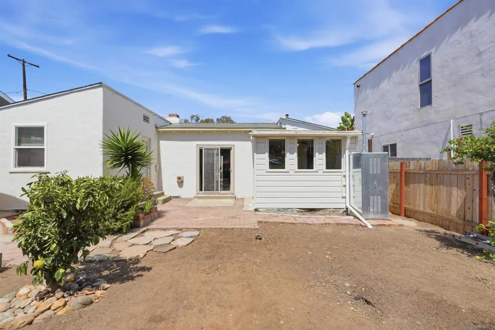 3669 Alexia Pl San Diego, CA 92116