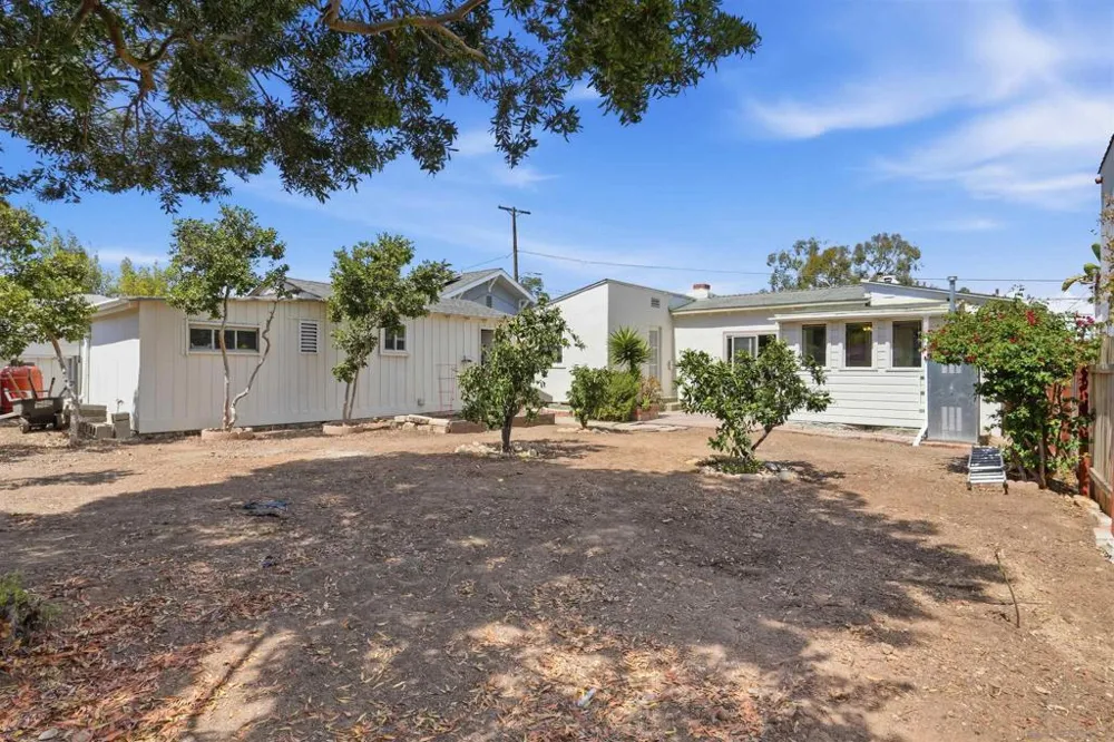 3669 Alexia Pl San Diego, CA 92116