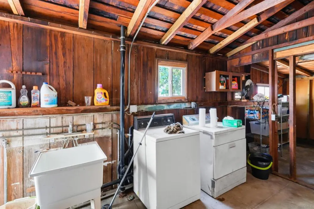 3669 Alexia Pl San Diego, CA 92116