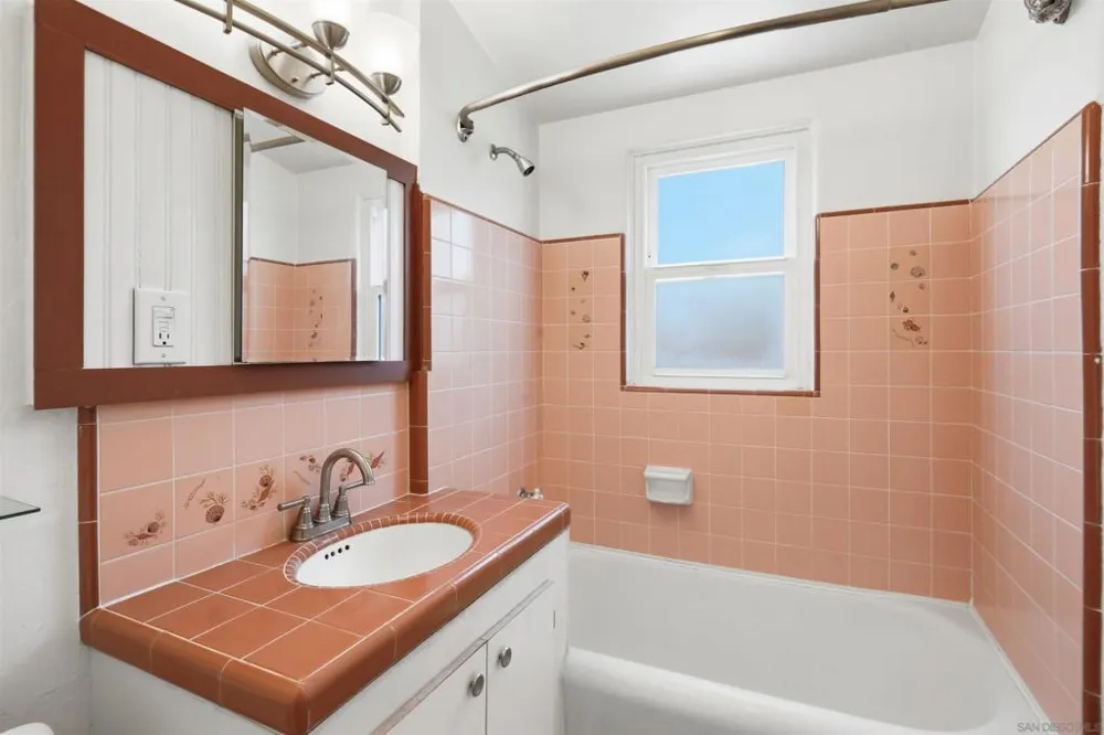 3669 Alexia Pl San Diego, CA 92116