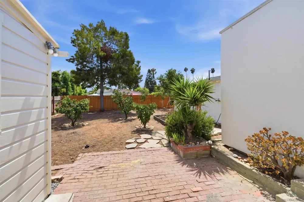 3669 Alexia Pl San Diego, CA 92116