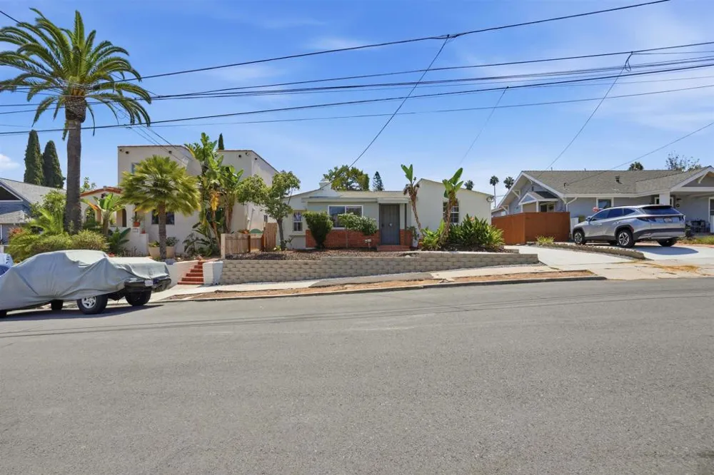 3669 Alexia Pl San Diego, CA 92116