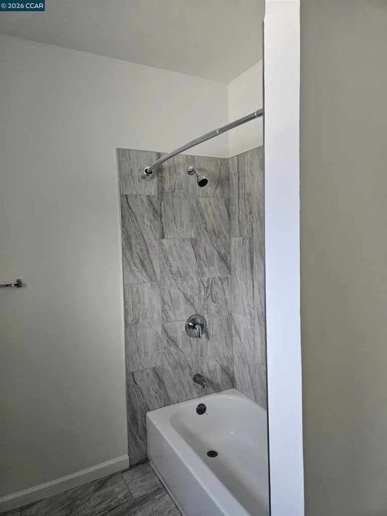 1056 55th Street Oakland, CA 94608