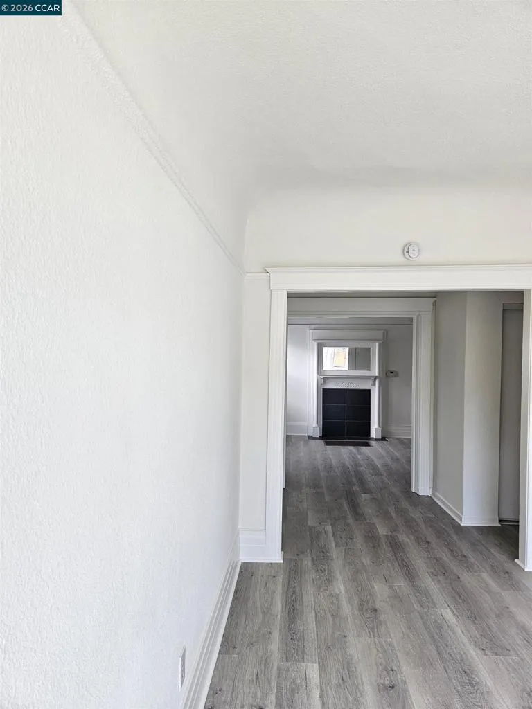 1056 55th Street Oakland, CA 94608