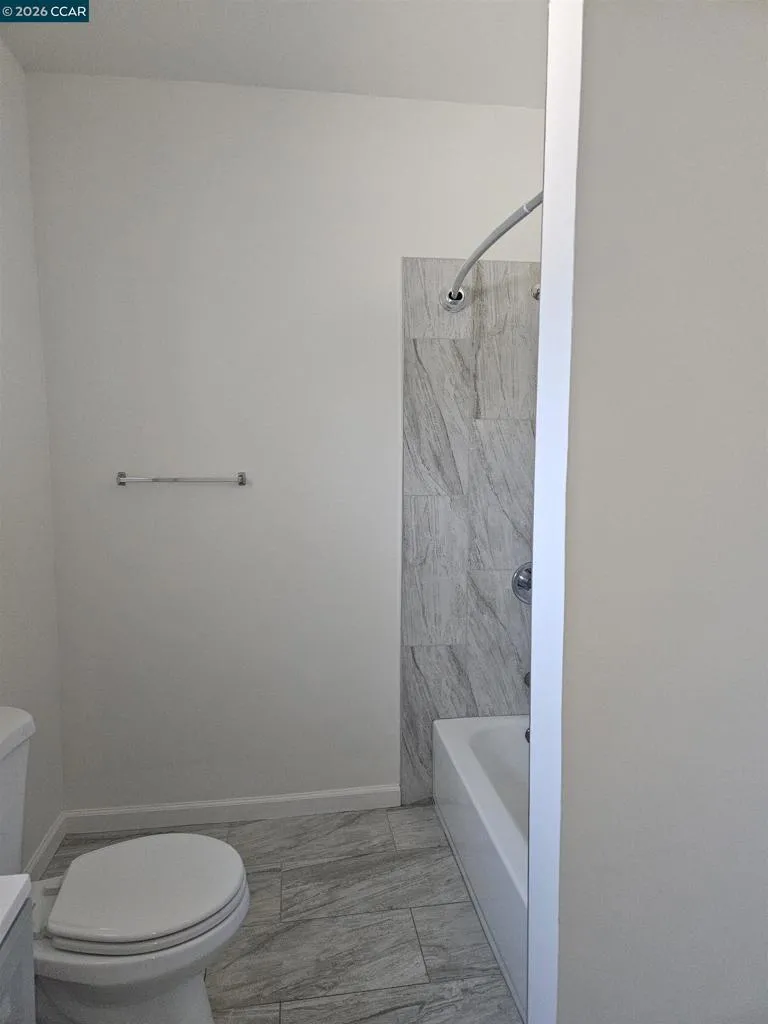 1056 55th Street Oakland, CA 94608