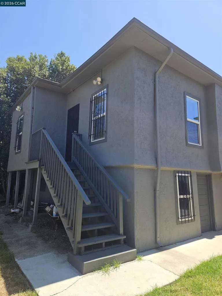 1056 55th Street Oakland, CA 94608