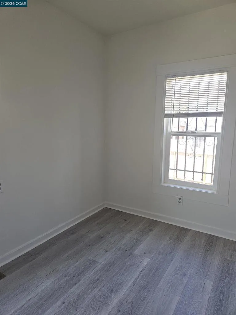 1056 55th Street Oakland, CA 94608